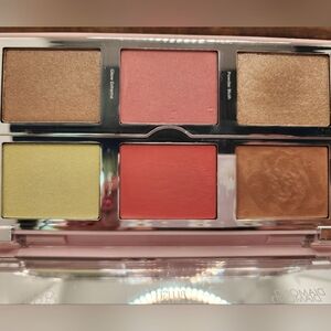 Natasha Denona Limited Edition Diamond and Blush Palette in 02 Citrus
